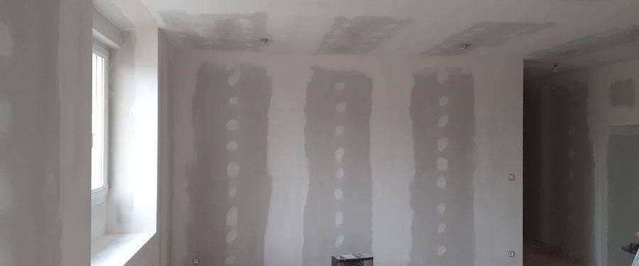 Plaquiste à Laroque-Timbaut